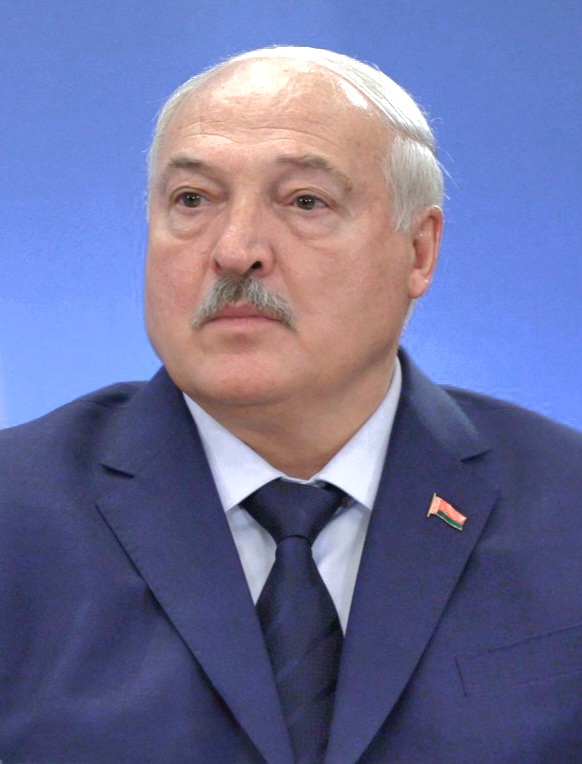 Олександр Лукашенко: детальна біографія - ранні роки, шлях до влади, президентство, внутрішня та зовнішня політика